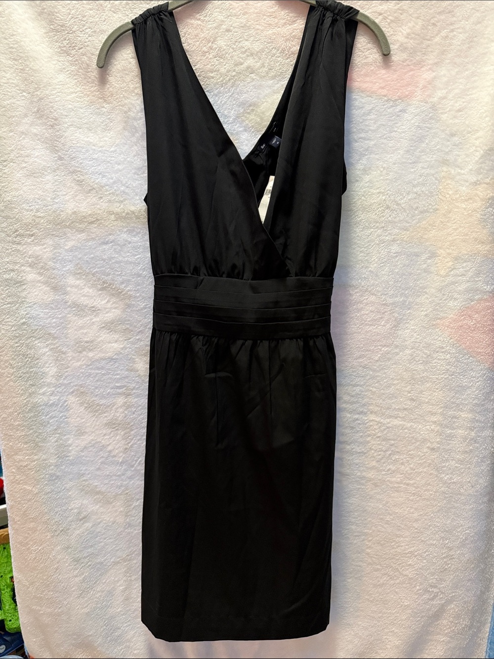 NWT GAP Black V-Neck Sheath Dress Size 14